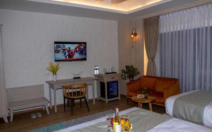 Arushi Boutique Hotel