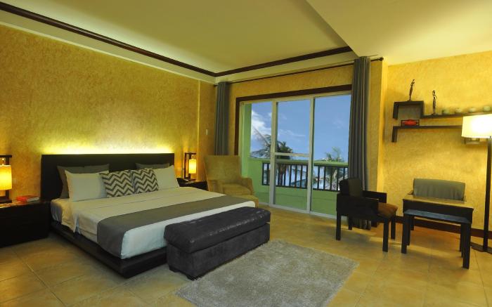 Boracay Ocean Club Beach Resort