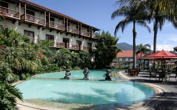 Novus Giri Resort & Spa