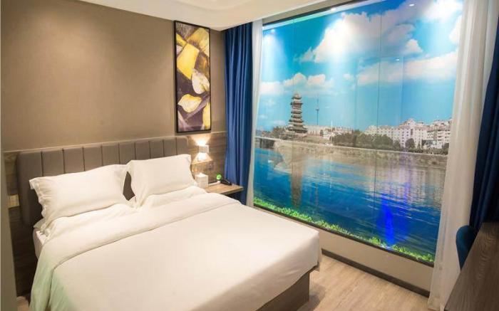 7 Days Premium Mianyang Donghu Park