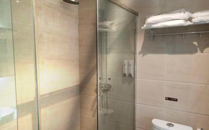 7 Days Premium· Yantai Railway Station