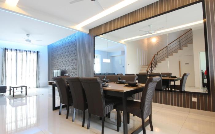 Shamrock Beach Villas Seaview 9