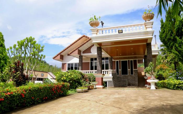 Mountain Pool Villa Suan Phueng