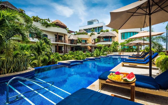 Porto Playa Condo Hotel and Beach Club