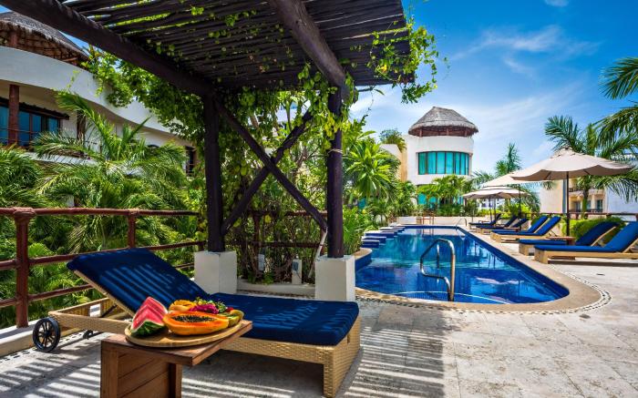 Porto Playa Condo Hotel and Beach Club