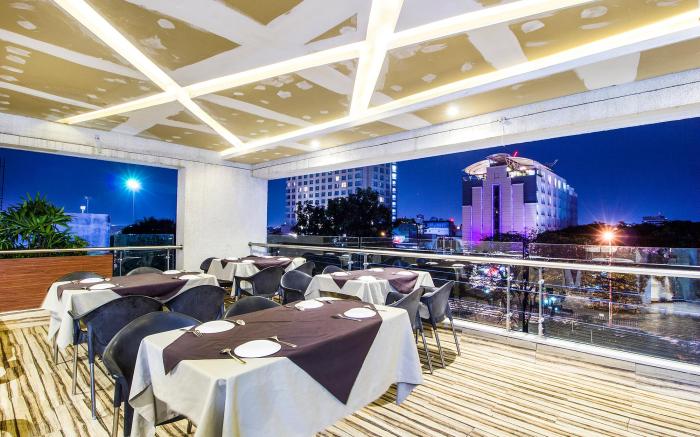 FabHotel Prime Avenue