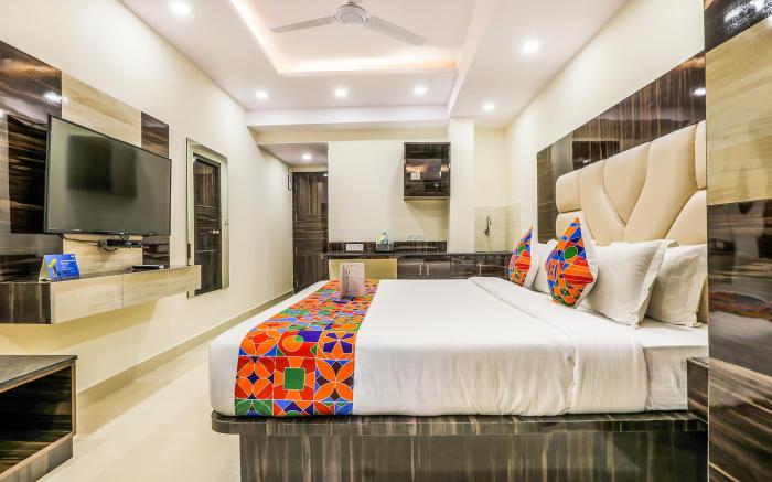 FabHotel Crown Heights - Nr. Kormangala Club