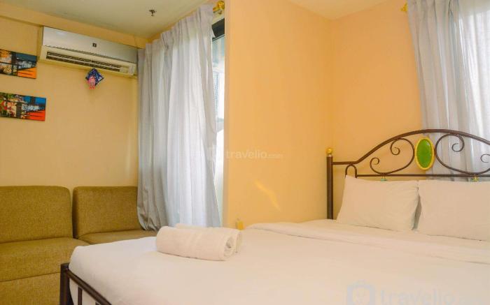 Contemporary Studio Apt Kebagusan City By Travelio