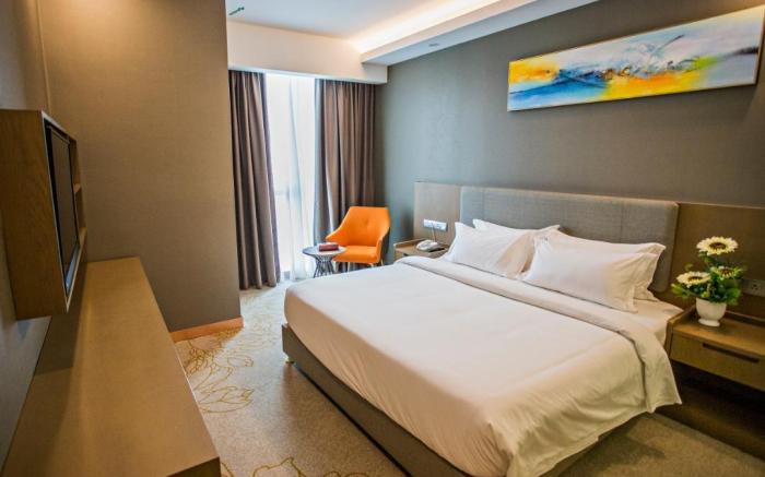 Grand Flora Hotel