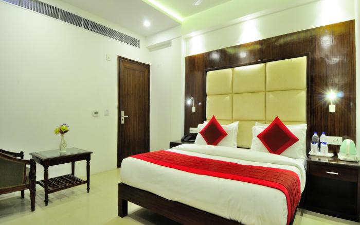 Hotel Yuvraj Deluxe