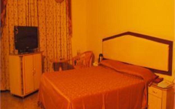 Hotel IK London Residency