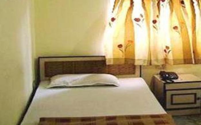 Alipore Guest House
