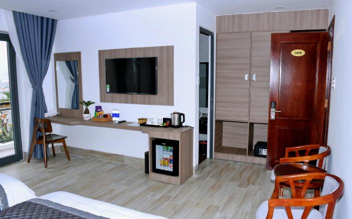 Royal Palms Hotel