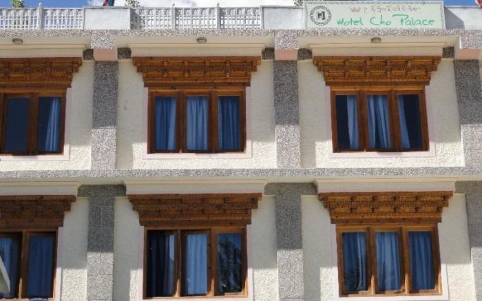 Hotel Cho Palace