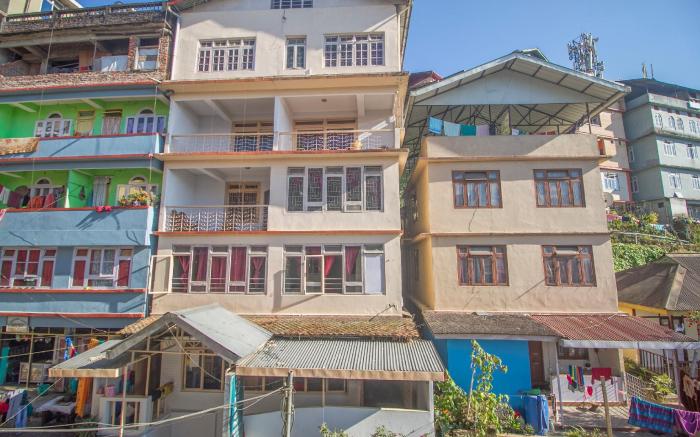 Hotel O Nourpem Residency