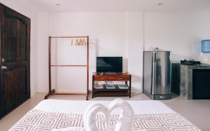 Discover Island Paradise at Dre's Place Siargao!