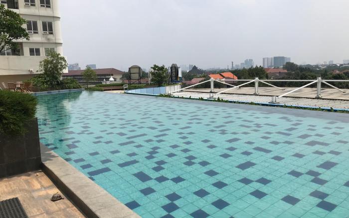 Cozy Studio Apartment @Cinere Bellevue By Travelio