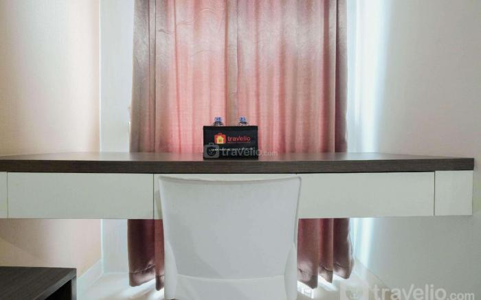 Simply Studio @ Grand Dhika City Apt By Travelio