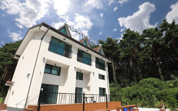 Gangneung Lantruhe Pension