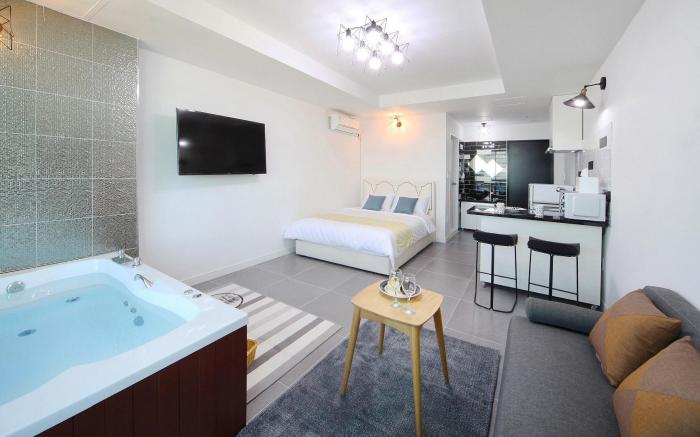 Gangneung Ara Spa Pension