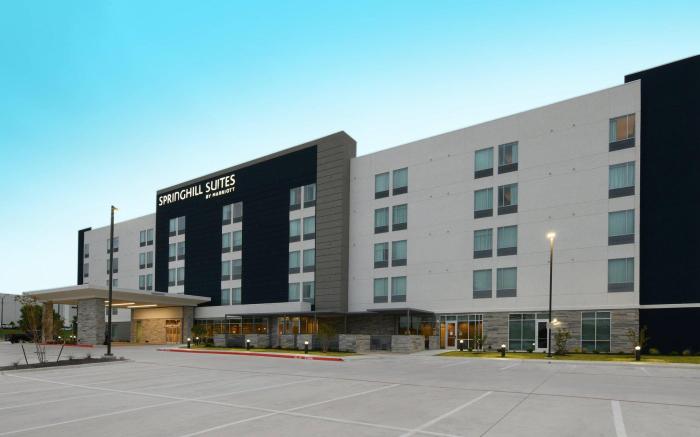 SpringHill Suites by Marriott Dallas DFW Airport South CentrePort
