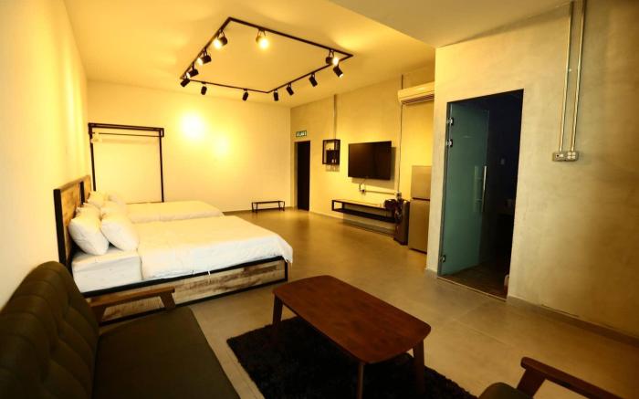 H BY NOBITA HOMESTAY- BALCONY
