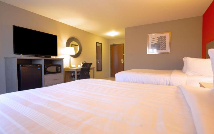 Quality Inn & Suites Hammond Near I-8090