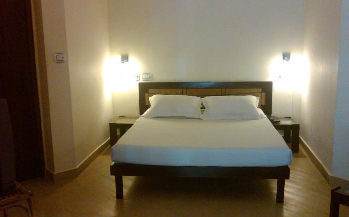 Deshadan Cliff & Beach Resort