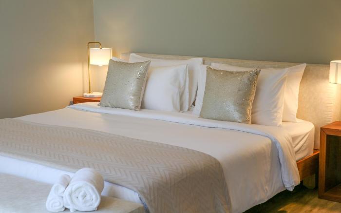 Zee Luxury Boutique Hotel
