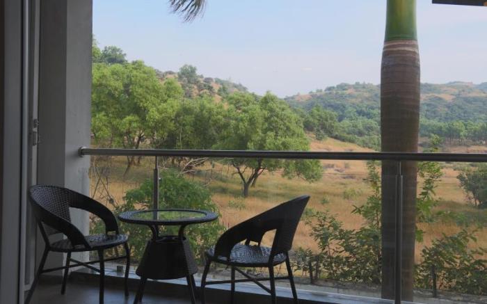 7 Apple Resort - Lonavala