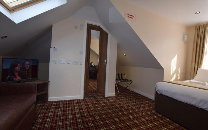 Lucky 8 Hotel
