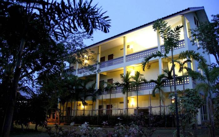 Prasertsri Place