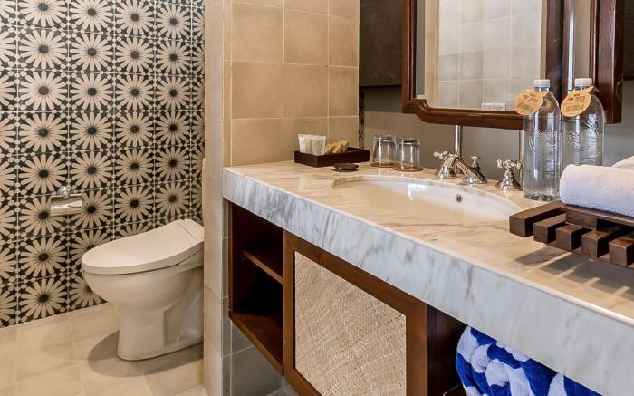 Lovina Beach Club and Resort