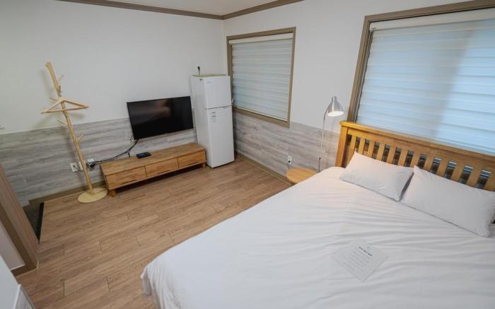 Daecheon apple tree pension