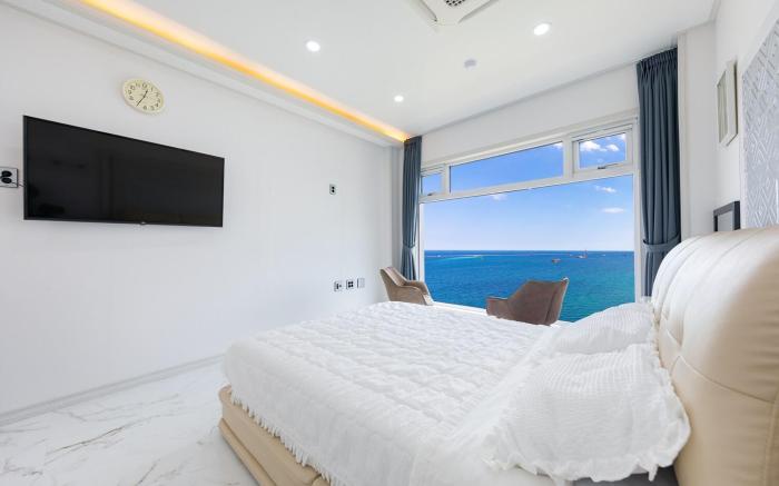 Samcheok White Romantic Pension