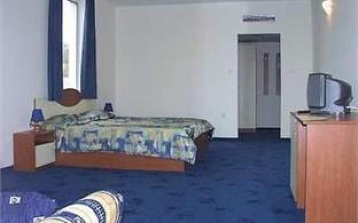 Alekta Hotel - Free Parking