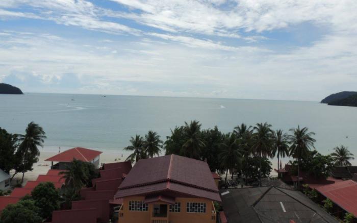 Royal Agate Beach Resort