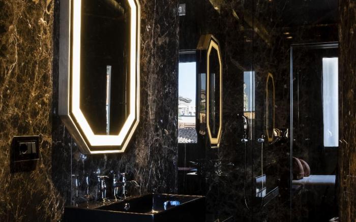 U-Visionary Roma Hotel