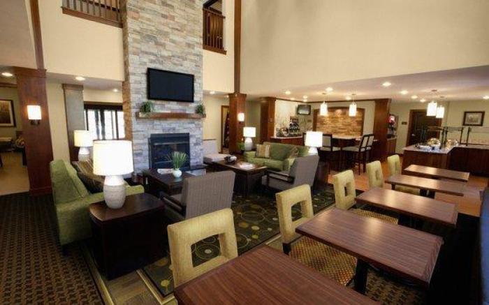 Staybridge Suites : St Louis - Westport