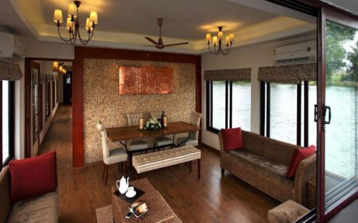Spice Route Luxury Cruises