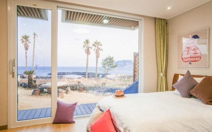 Jeju Solarseado Pension