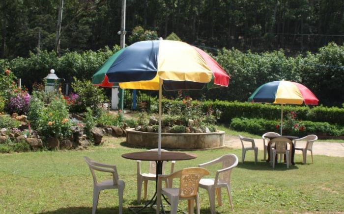 Green Savanna Holiday Bungalow