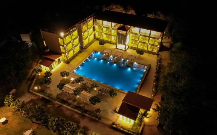 Villa Le Palms - A Luxury Resort In Udaipur
