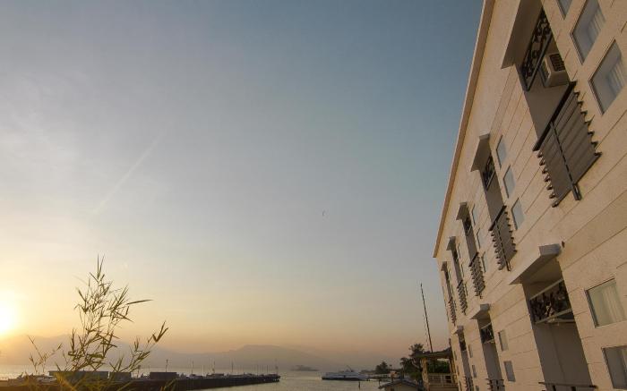 The Reef Hotel and Residences