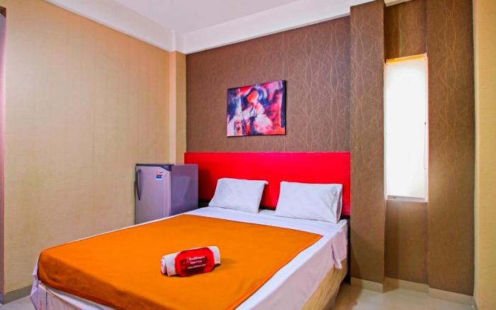 RedDoorz Near Cilandak Town Square