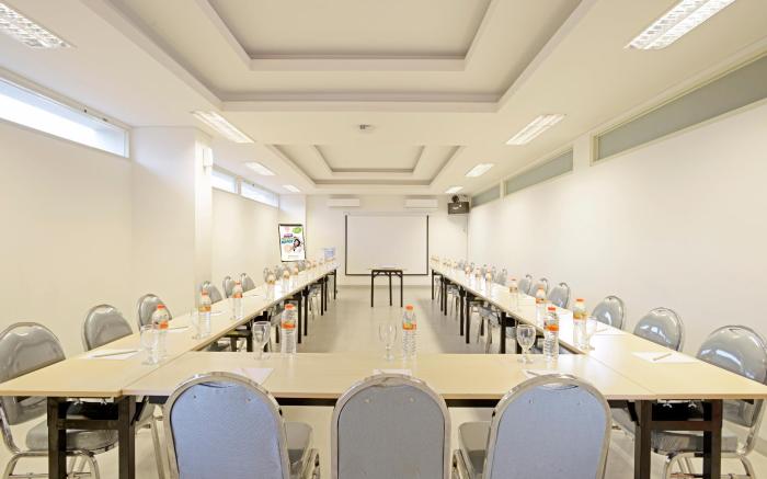 POP! Hotel Diponegoro Surabaya