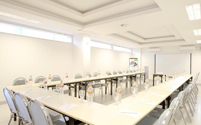 POP! Hotel Diponegoro Surabaya