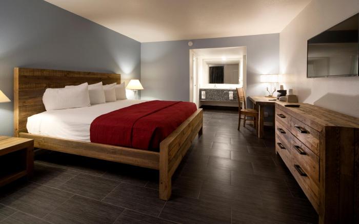 Thunderbird Boutique Hotel