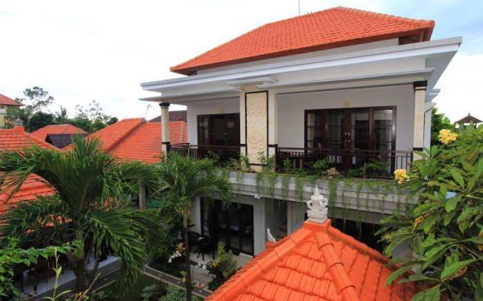 Gatra Ubud Inn