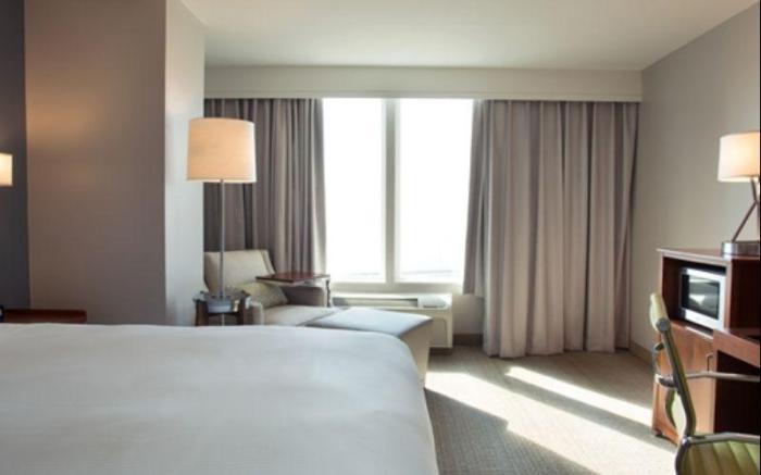 DoubleTree by Hilton Biloxi